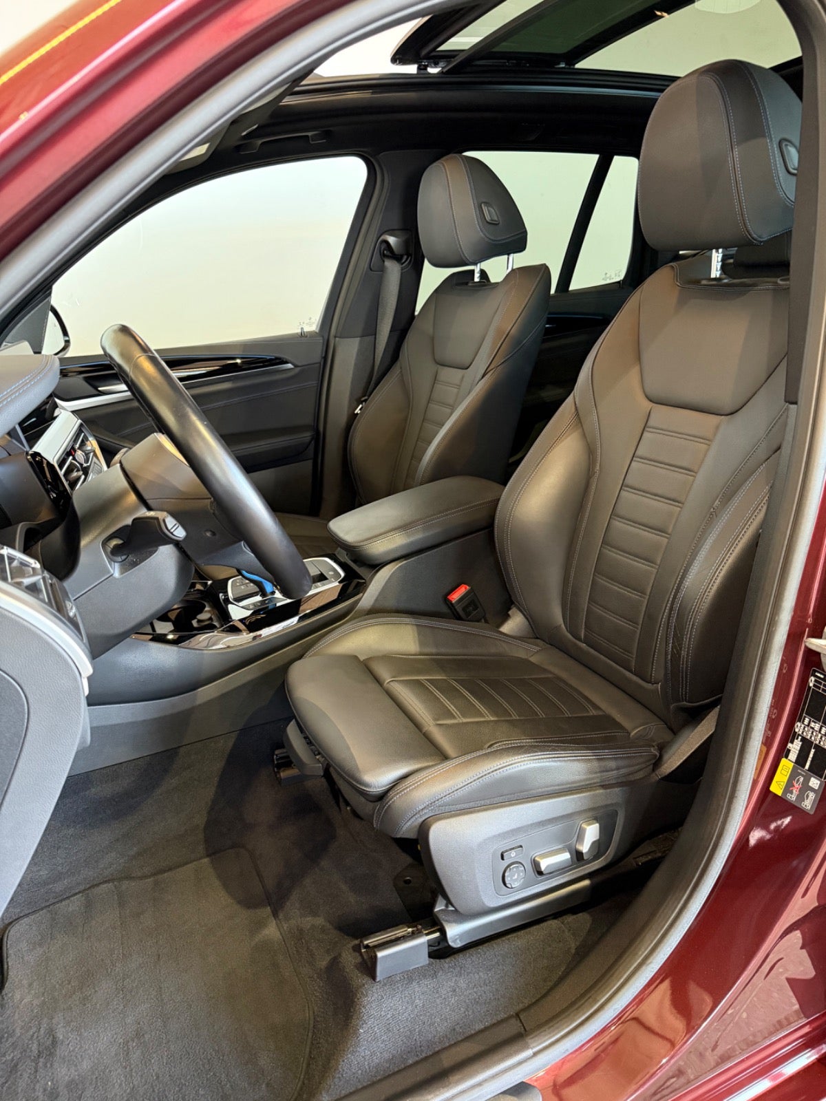 BMW iX3 Charged Plus M-Sport