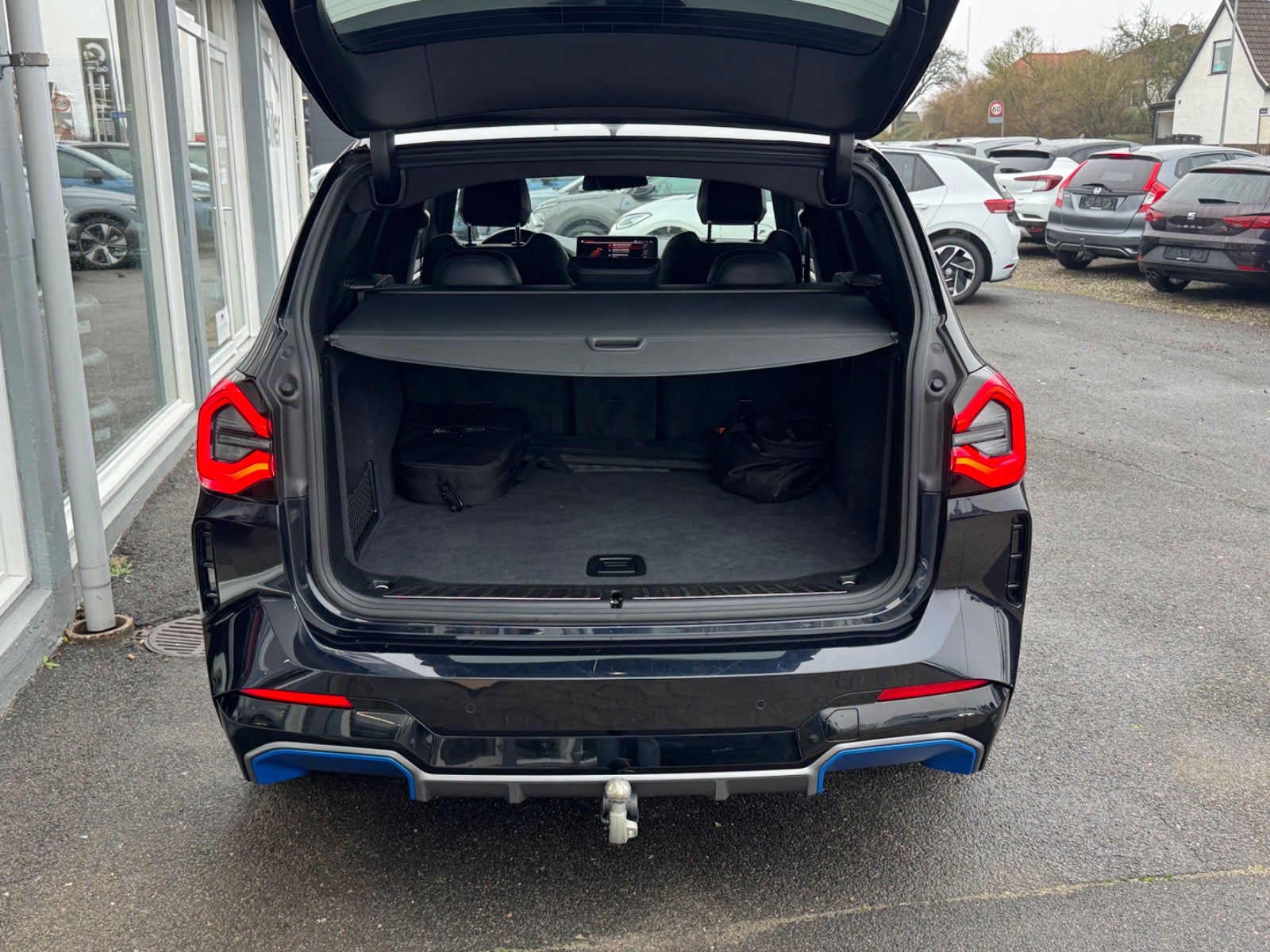 Billede af BMW iX3  Charged M-Sport