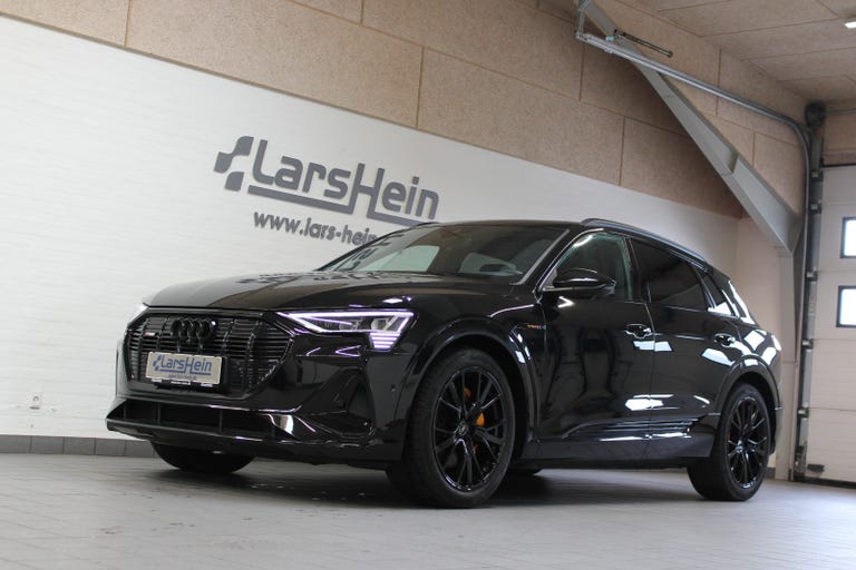 Audi e-tron Black Edition S-line quattro