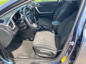 Kia Ceed T-GDi Attraction