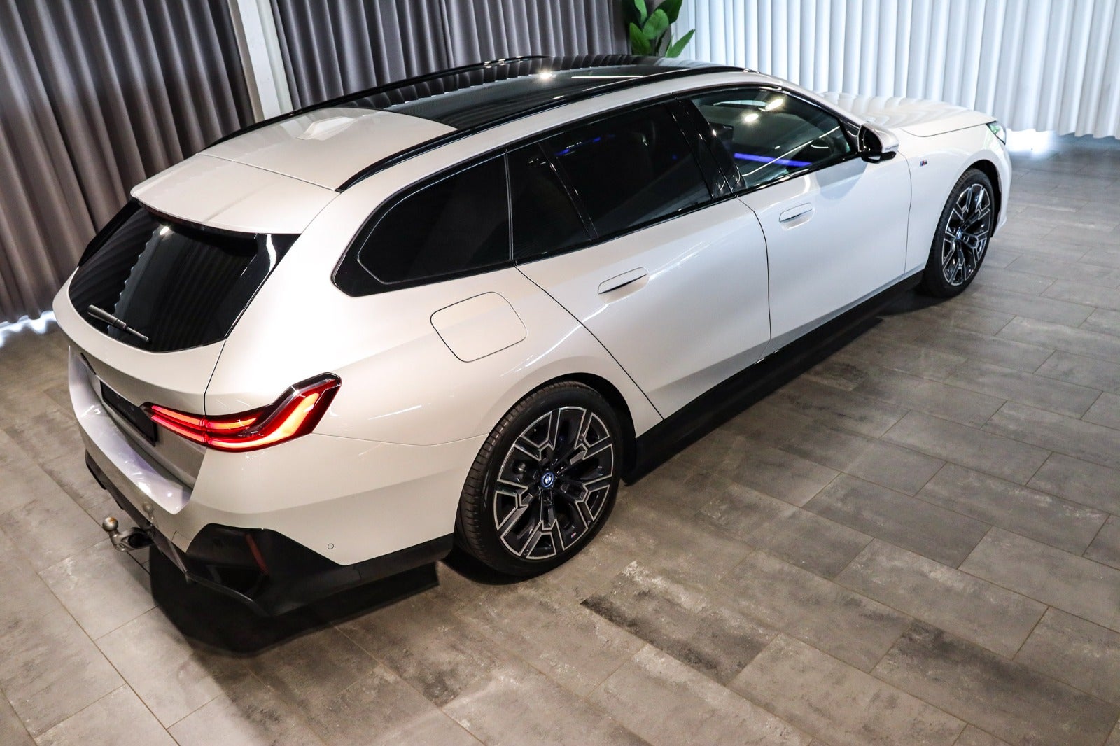 Billede af BMW i5  eDrive40 Touring M-Sport Pro