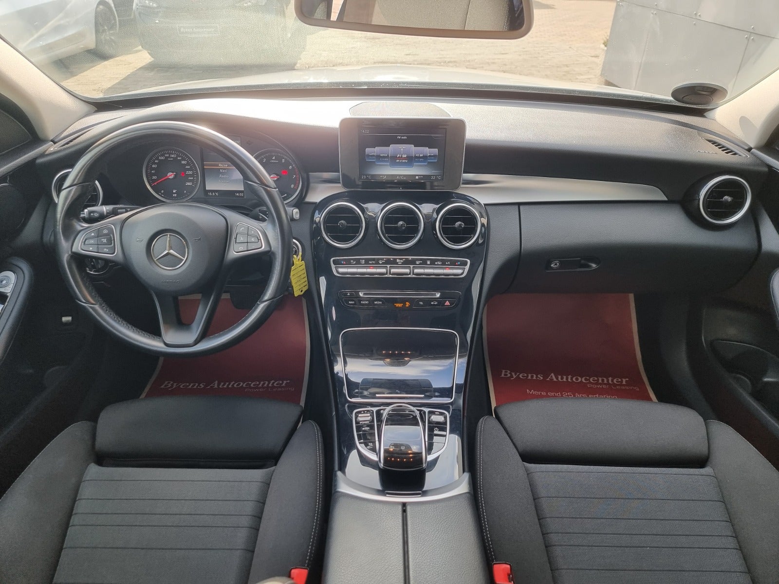 Mercedes C350 e 2015