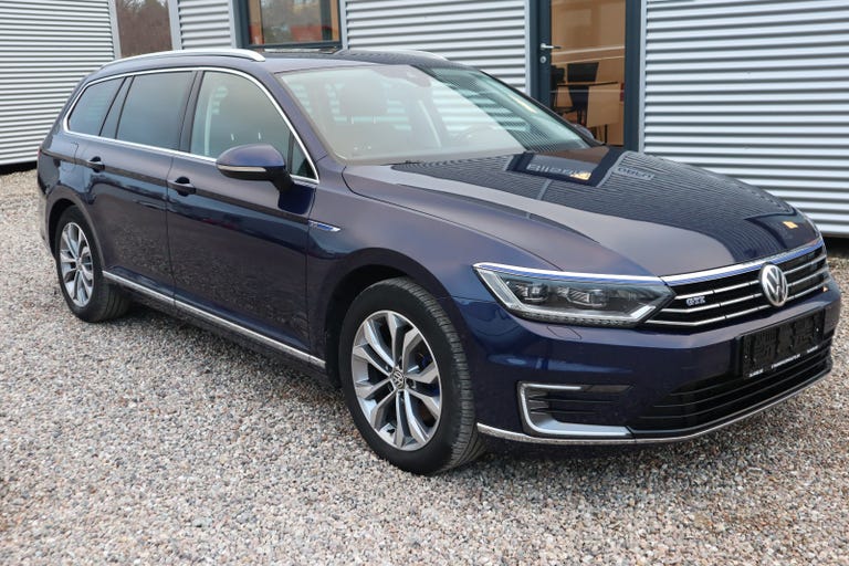 VW Passat GTE Variant DSG