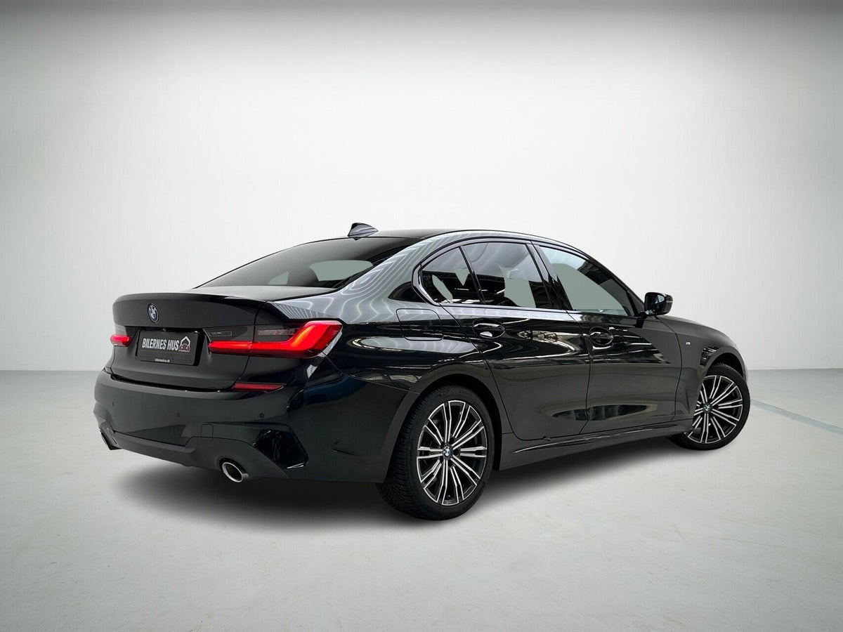 BMW 320d M-Sport xDrive aut. billede 2