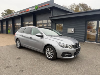 Peugeot 308 1,2 e-THP 130 Active EAT6 5d