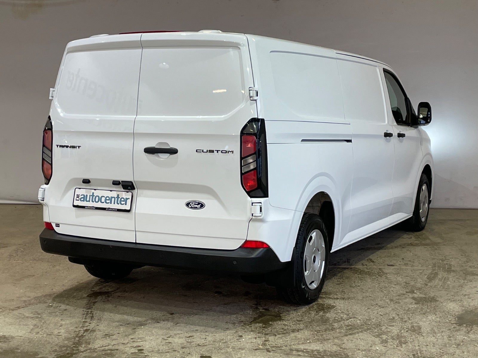 Ford Transit Custom 300L EcoBlue Trend