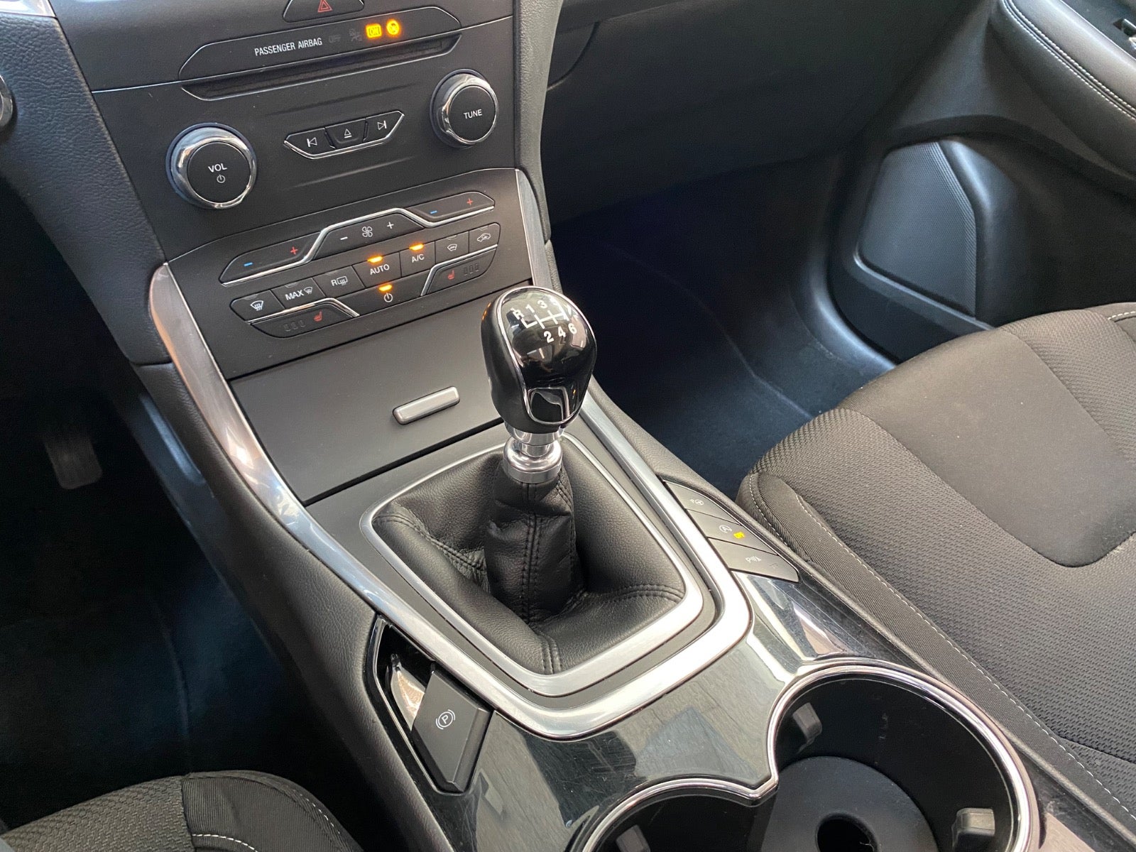 Ford S-MAX SCTi 160 Titanium 7prs – 17