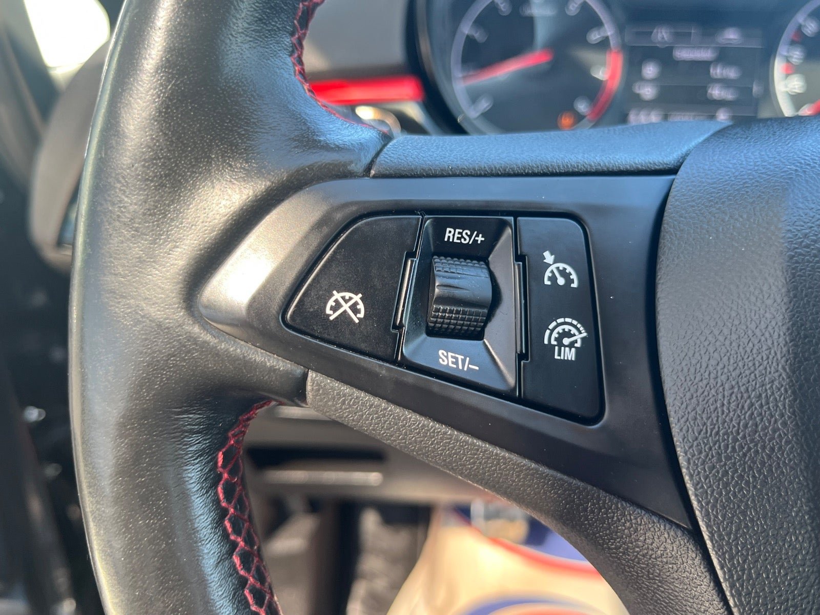 Billede af Opel Corsa 1,4 16V Sport