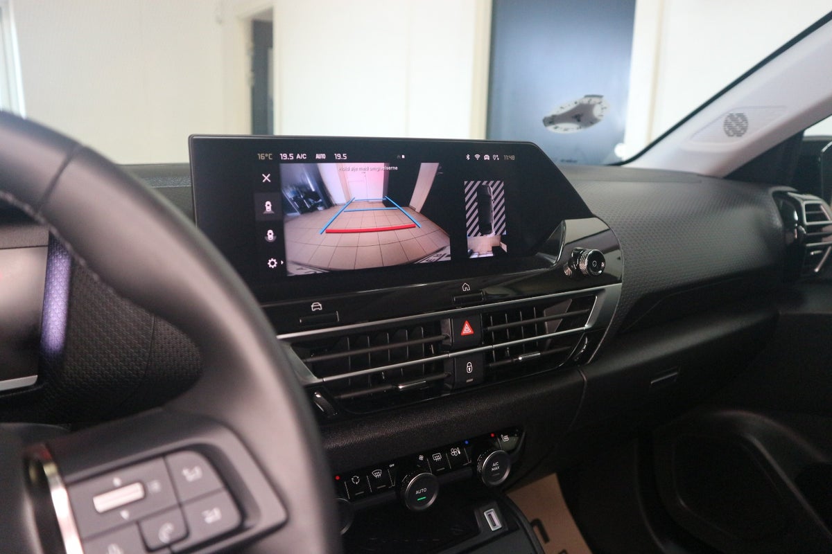 Citroën ë-C4 X Palais Sky