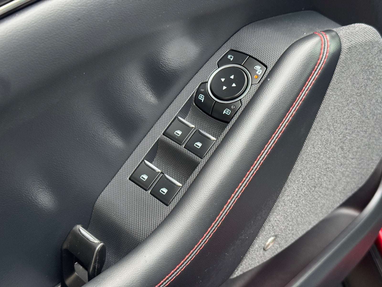 Billede af Ford Mustang Mach-E 98 Premium Extended Range