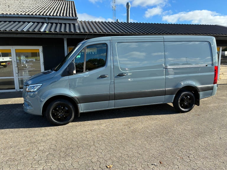 Mercedes Sprinter 317 CDi A2 Kassevogn aut. RWD