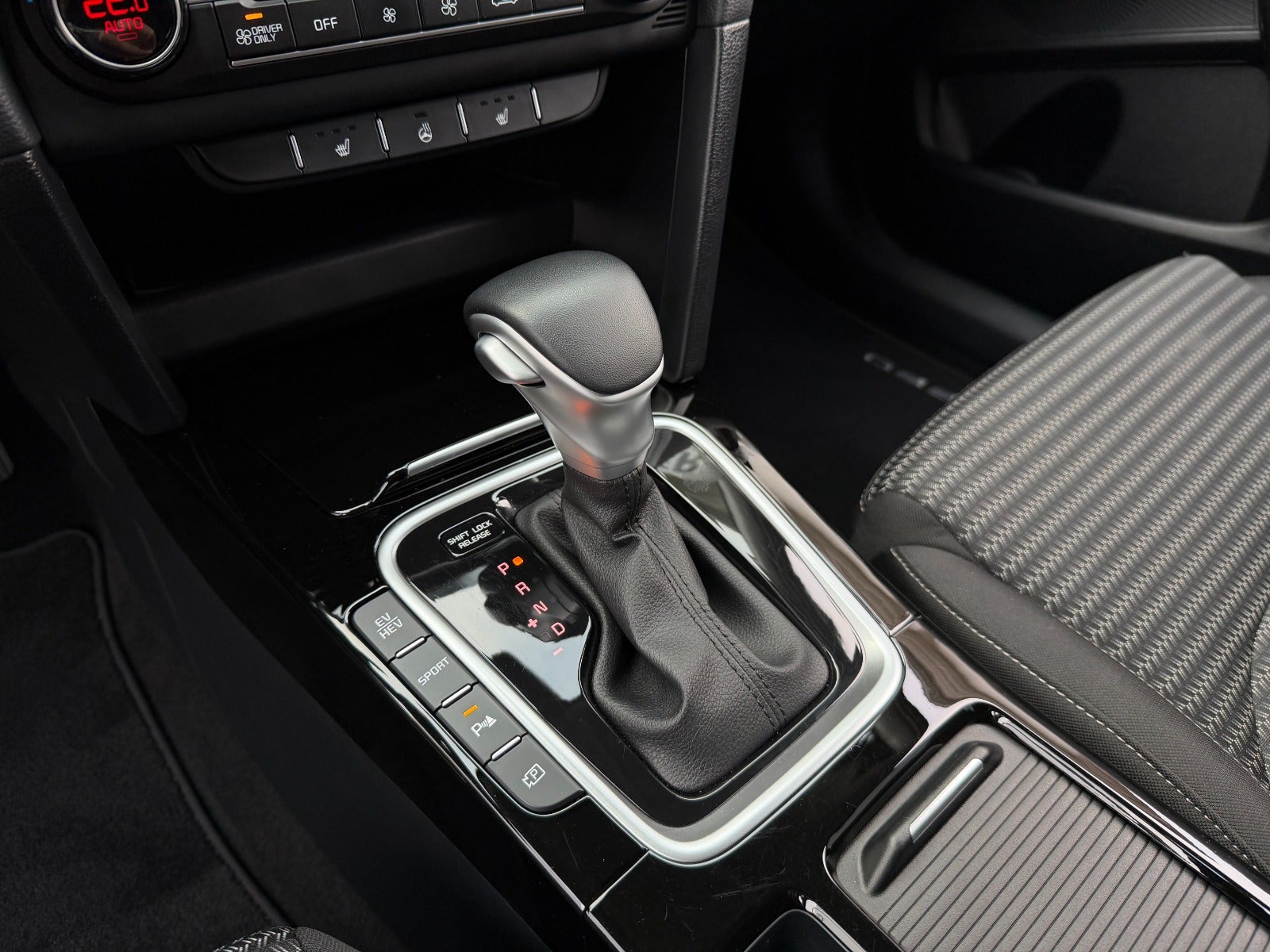 Kia Ceed PHEV Prestige SW DCT