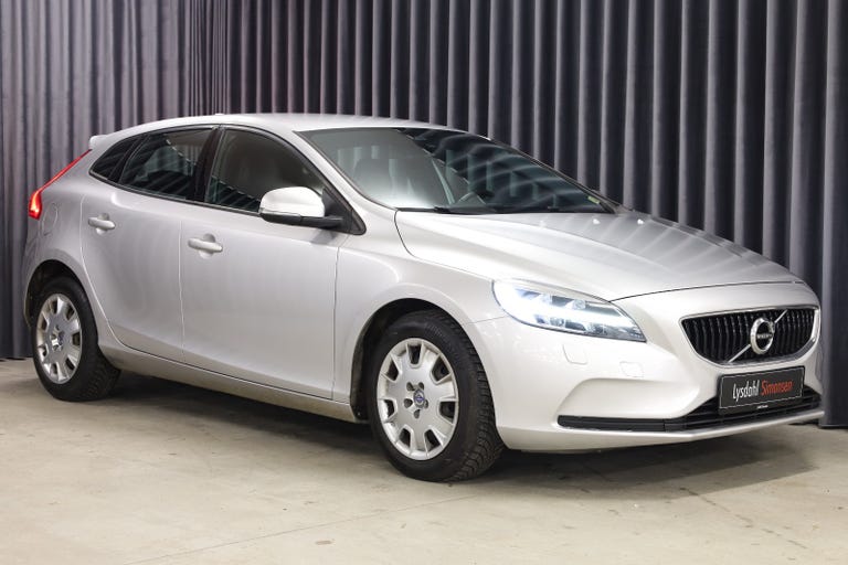 Volvo V40 D3 150 Momentum aut.