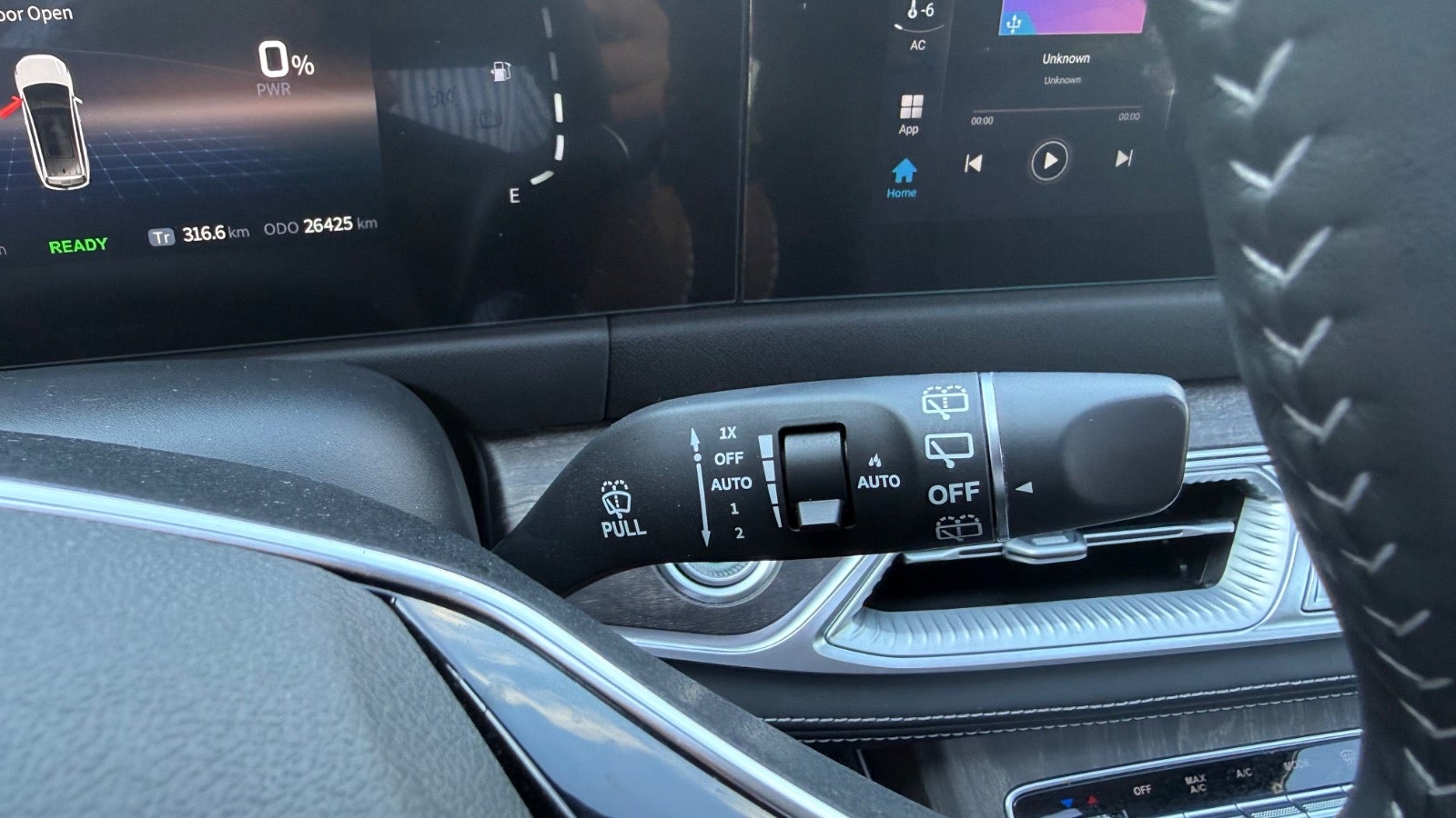 Navor E5 PHEV Rock