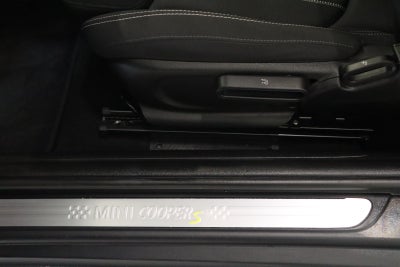 MINI Cooper SE Classic Trim