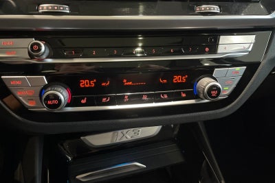 BMW iX3 Charged Plus