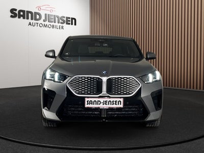 BMW iX2 xDrive30 M-Sport Van