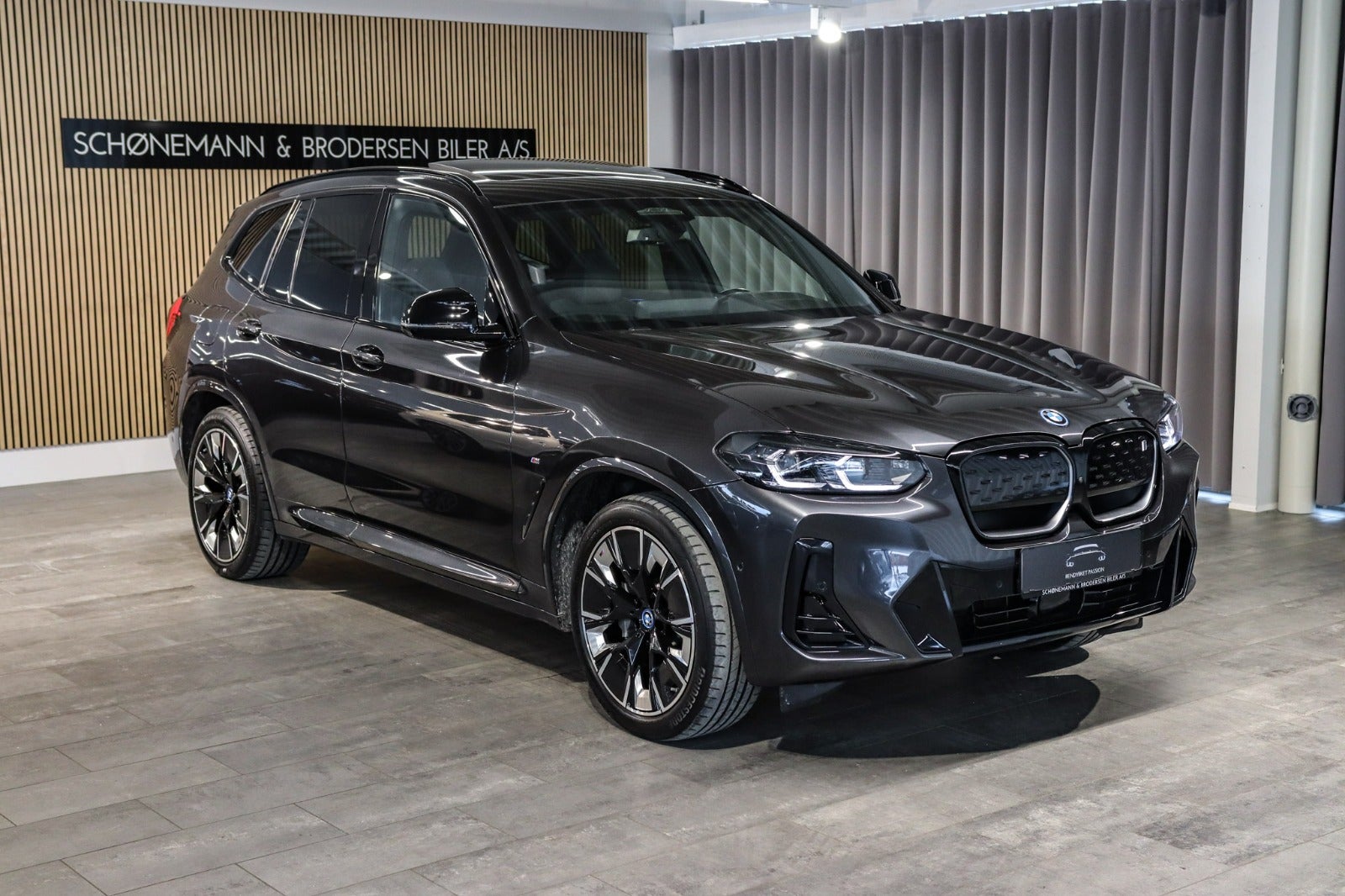 Billede af BMW iX3 Charged Plus M-Sport