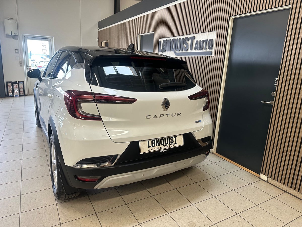 Renault Captur E-Tech Intens