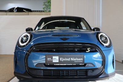 MINI Cooper SE Camden Edition