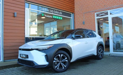 Toyota bZ4X  Active Design 5d