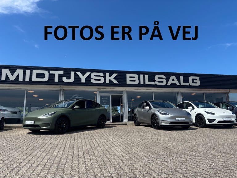 Tesla Model 3 RWD