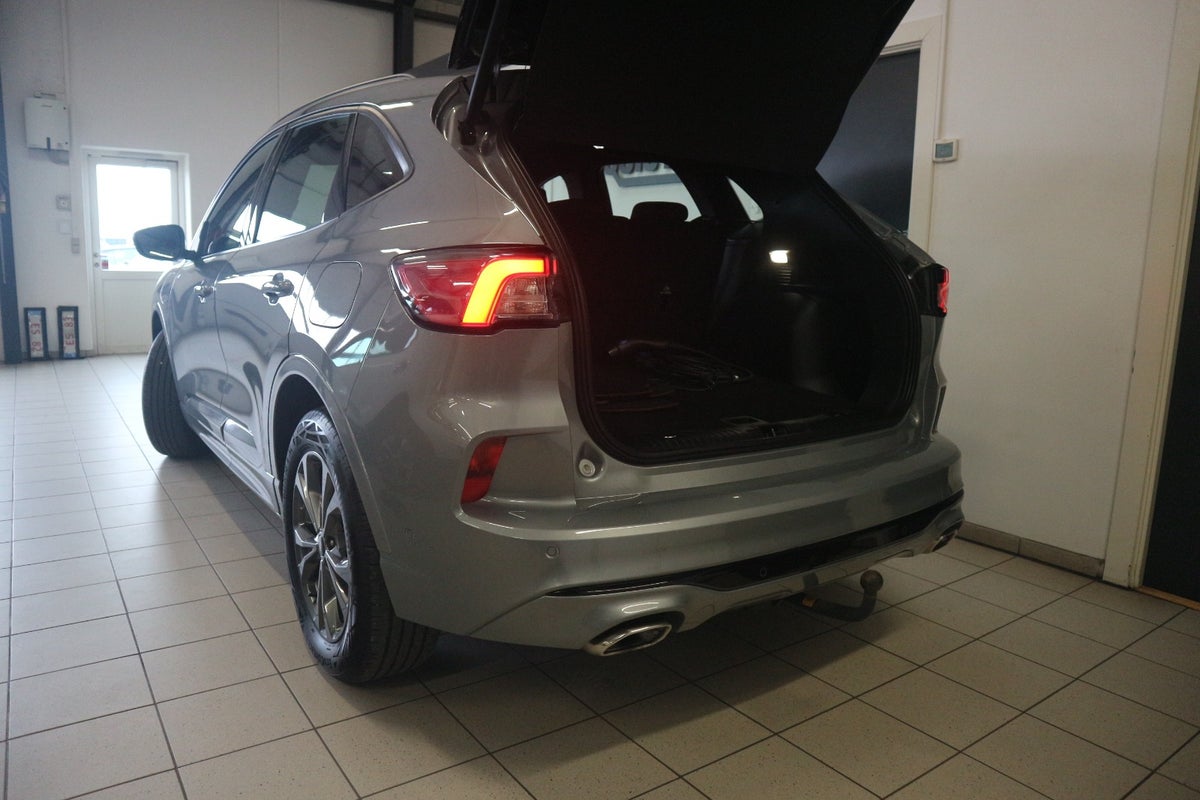 Ford Kuga PHEV ST-Line CVT