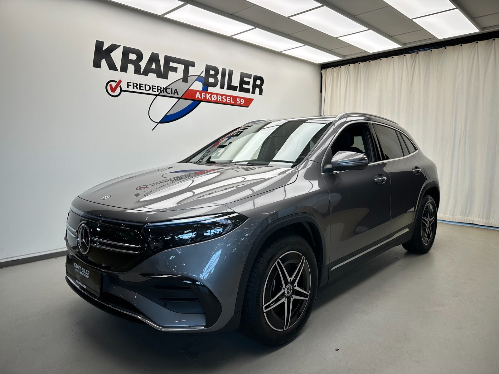 Billede af Mercedes EQA350  AMG Line 4Matic