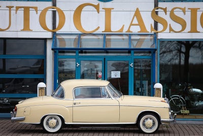 Mercedes 220 S 2,2 Coupé 2d