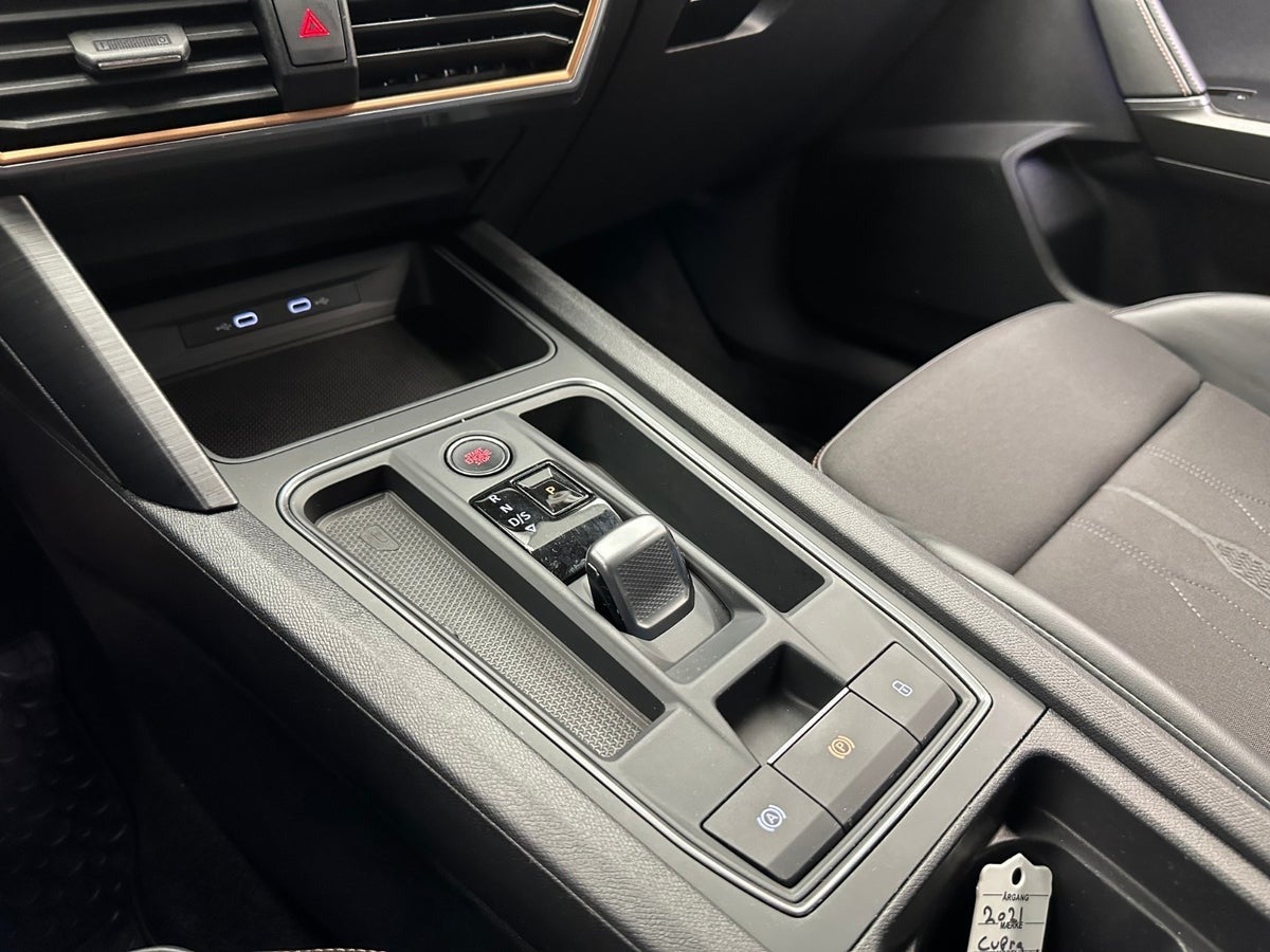 Billede af Cupra Leon 1,4 eHybrid Sportstourer DSG