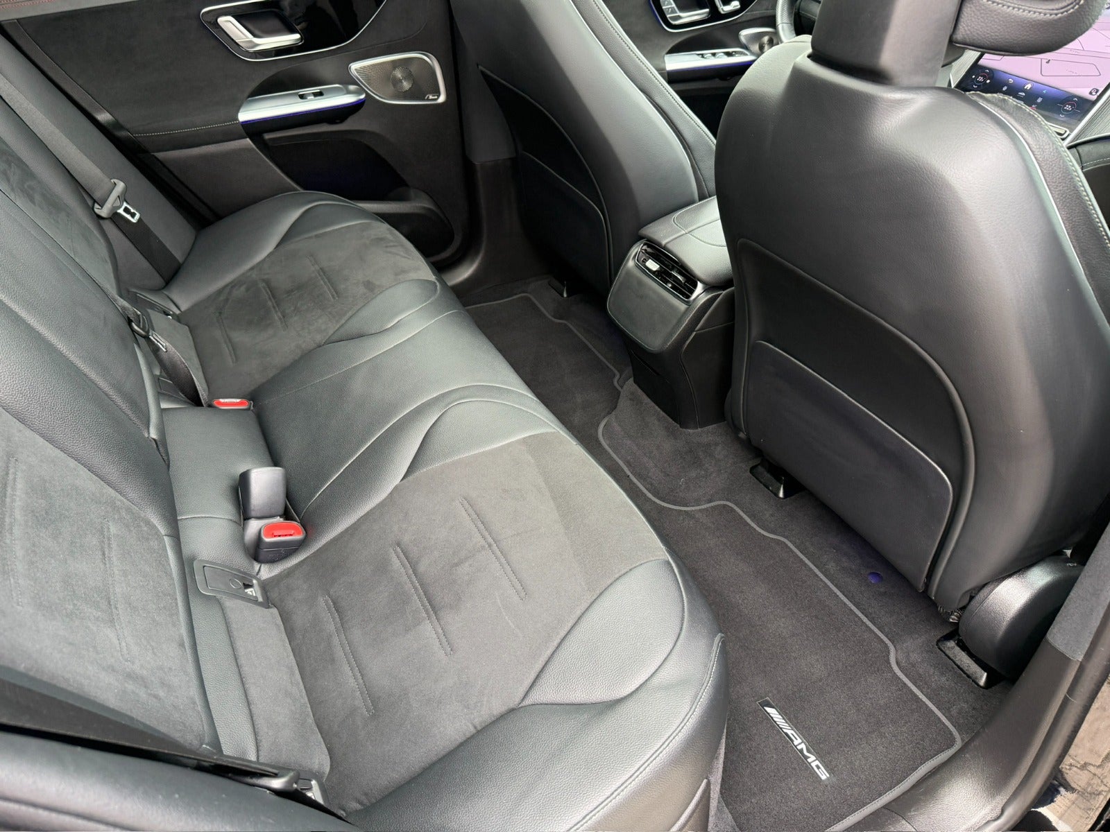 Mercedes EQE350 SUV, Billede 16