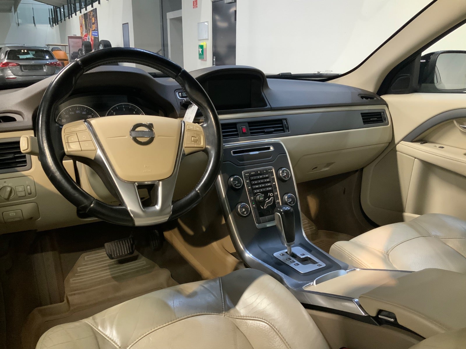 Volvo XC70 (8/8)