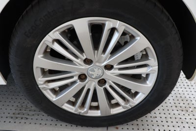 Peugeot 208 BlueHDi 100 Allure Sky