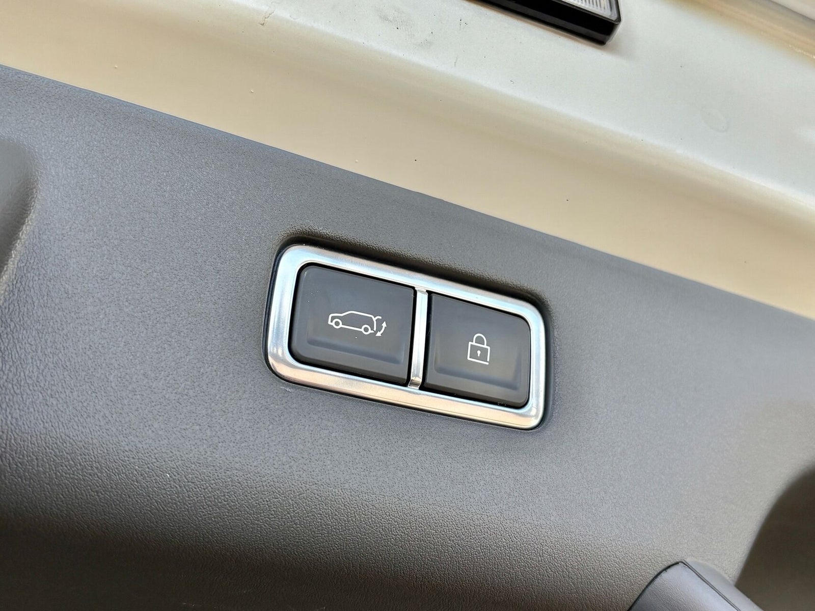 Kia EV9 Standard Range Upgrade RWD 7prs