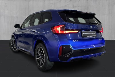 BMW iX1 eDrive20 M-Sport - 2
