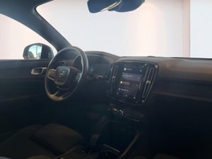 Volvo EC40 Extended Range Black Edition