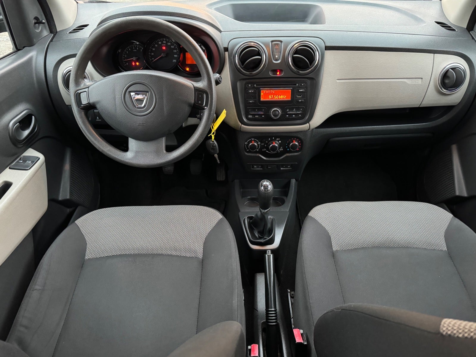 Dacia Lodgy 2015