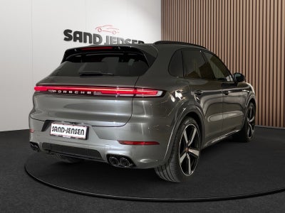 Porsche Cayenne E-Hybrid Tiptr. Van