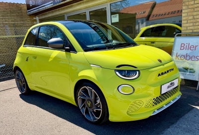 Abarth 500e  Scorpionissima 3d