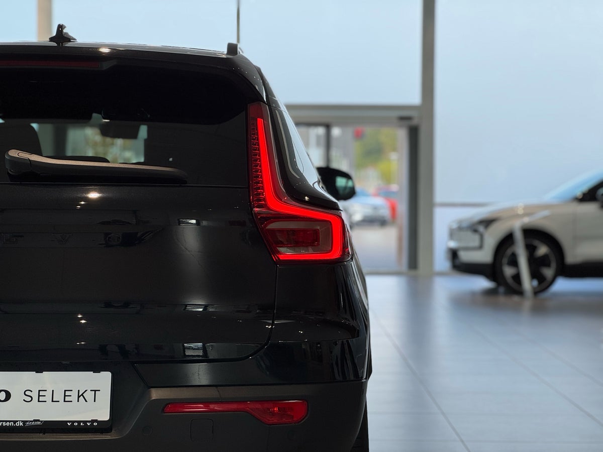 Volvo EX40 Extended Range Black Edition billede 23