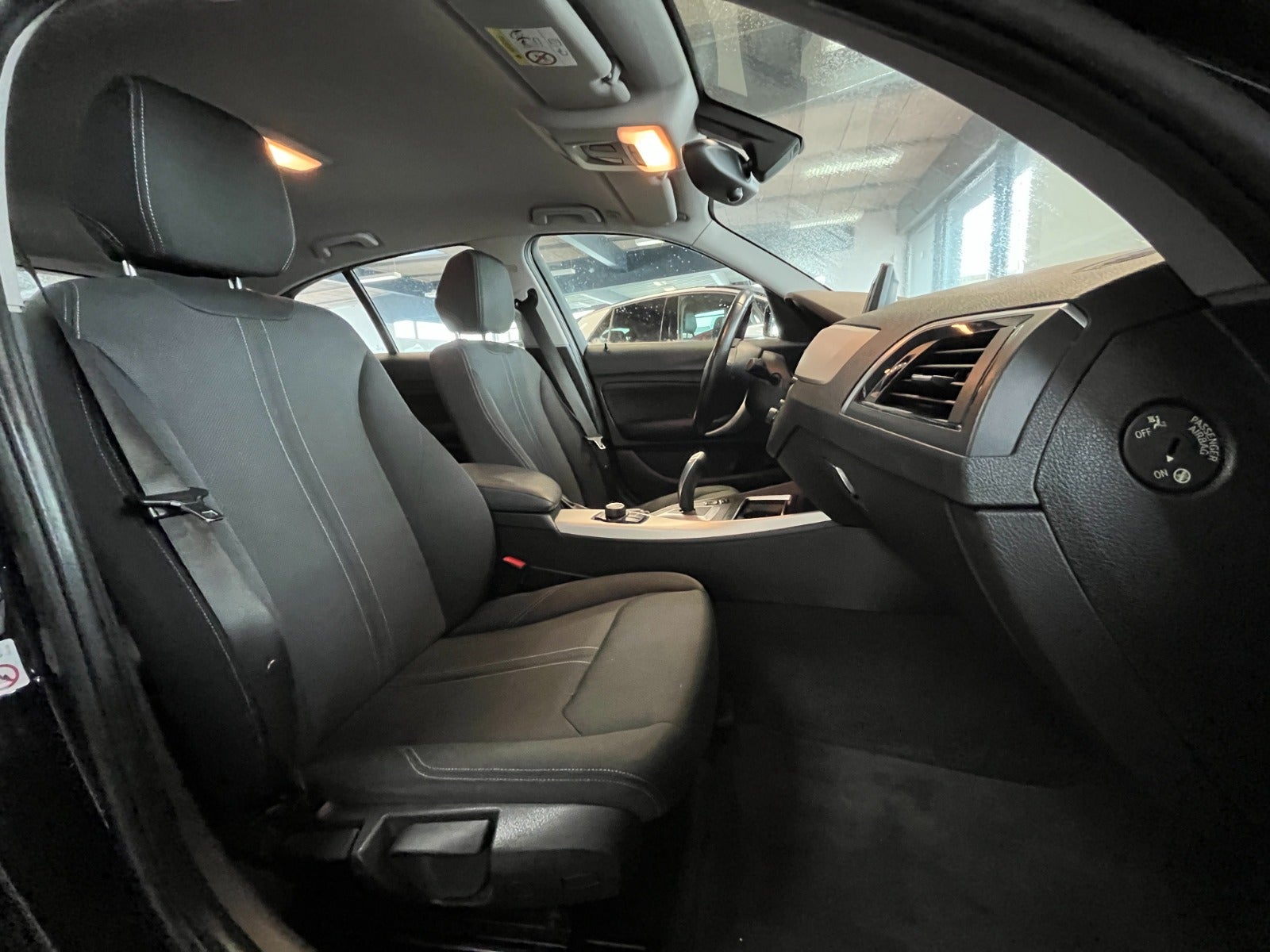 Billede af BMW 118i 1,5 Connected aut.