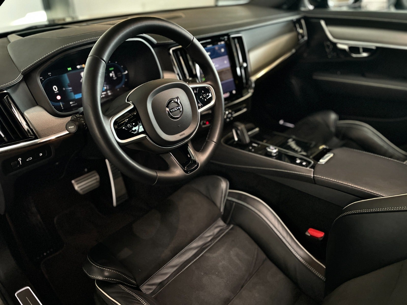 Volvo V90 T6 ReCharge R-Design aut. AWD