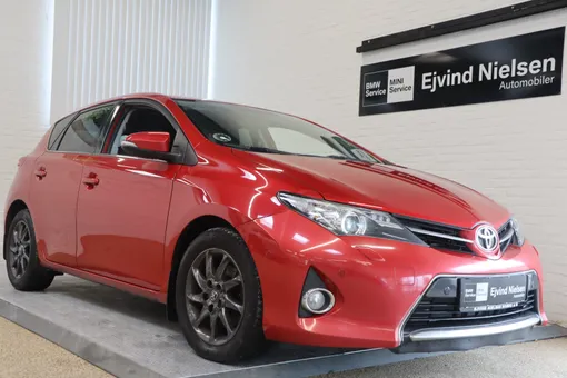 Toyota Auris D-4D T2+