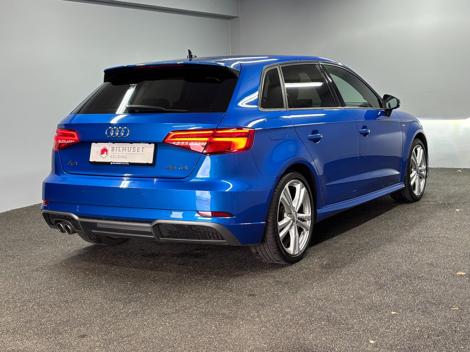 Billede af Audi A3 35 TDi S-line Sportback S-tr.
