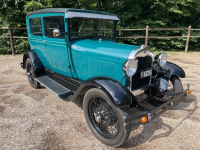 Ford A 3,3 Tudor Deluxe 2d