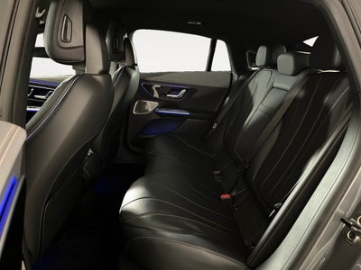 Mercedes EQE300 AMG Line