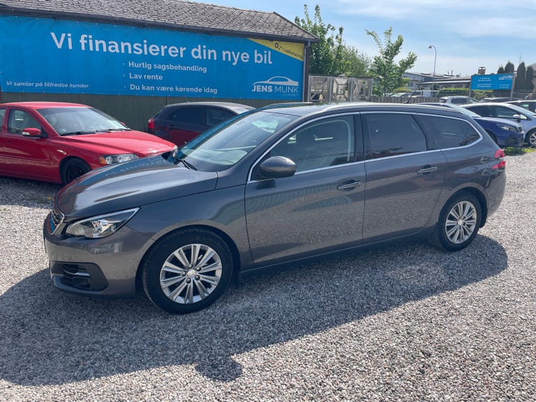 Peugeot 308 BlueHDi 130 Allure+ Sky SW