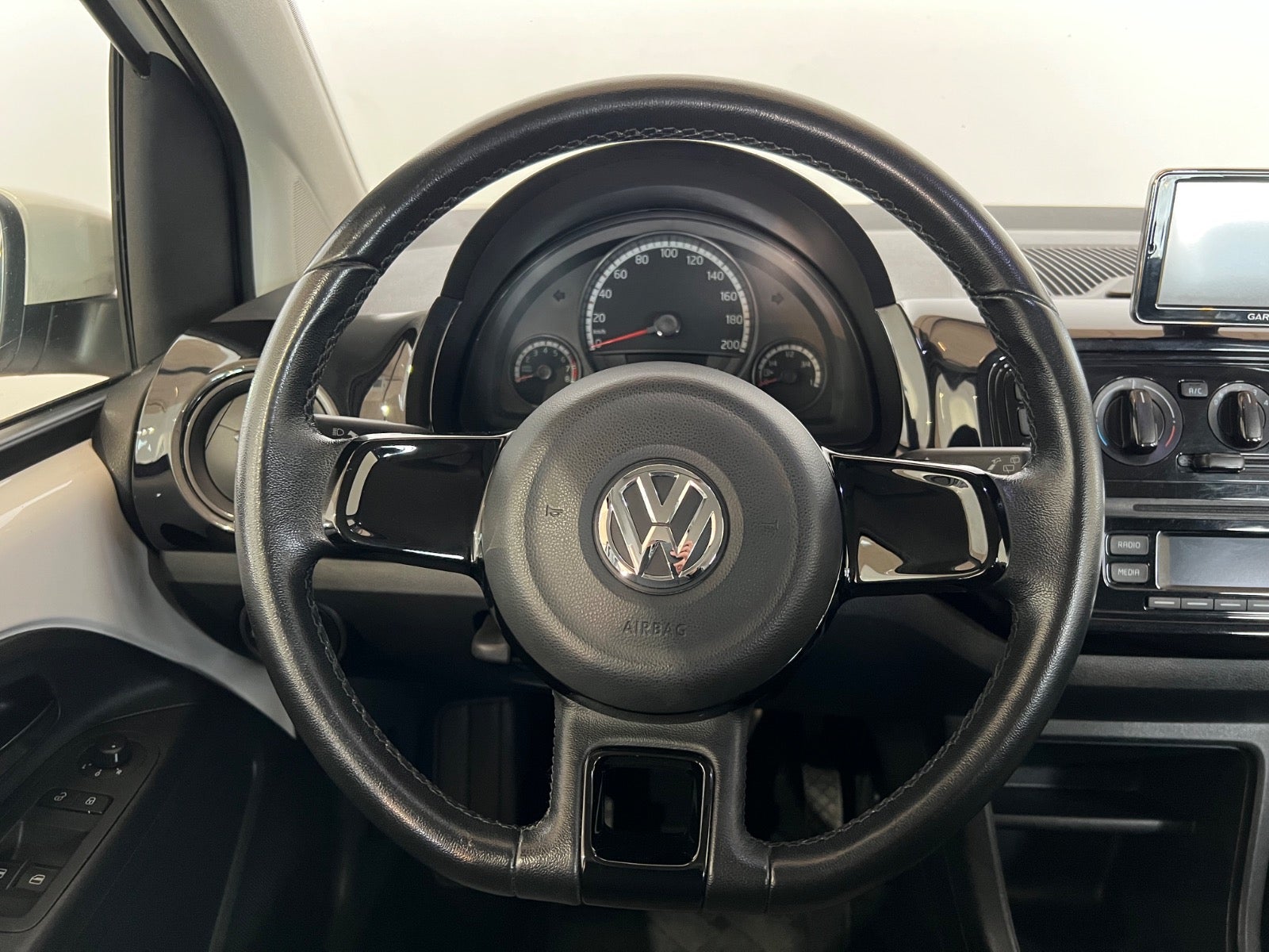 VW Up! 75 High Up! BMT