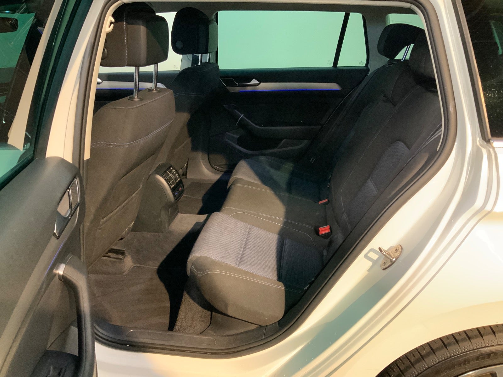VW Passat (6/8)