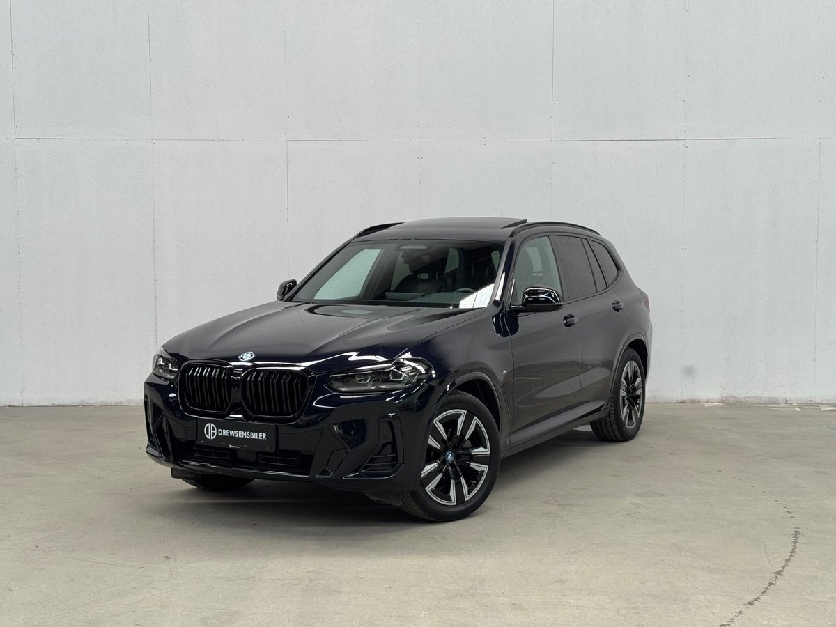 BMW iX3 Charged M-Sport A